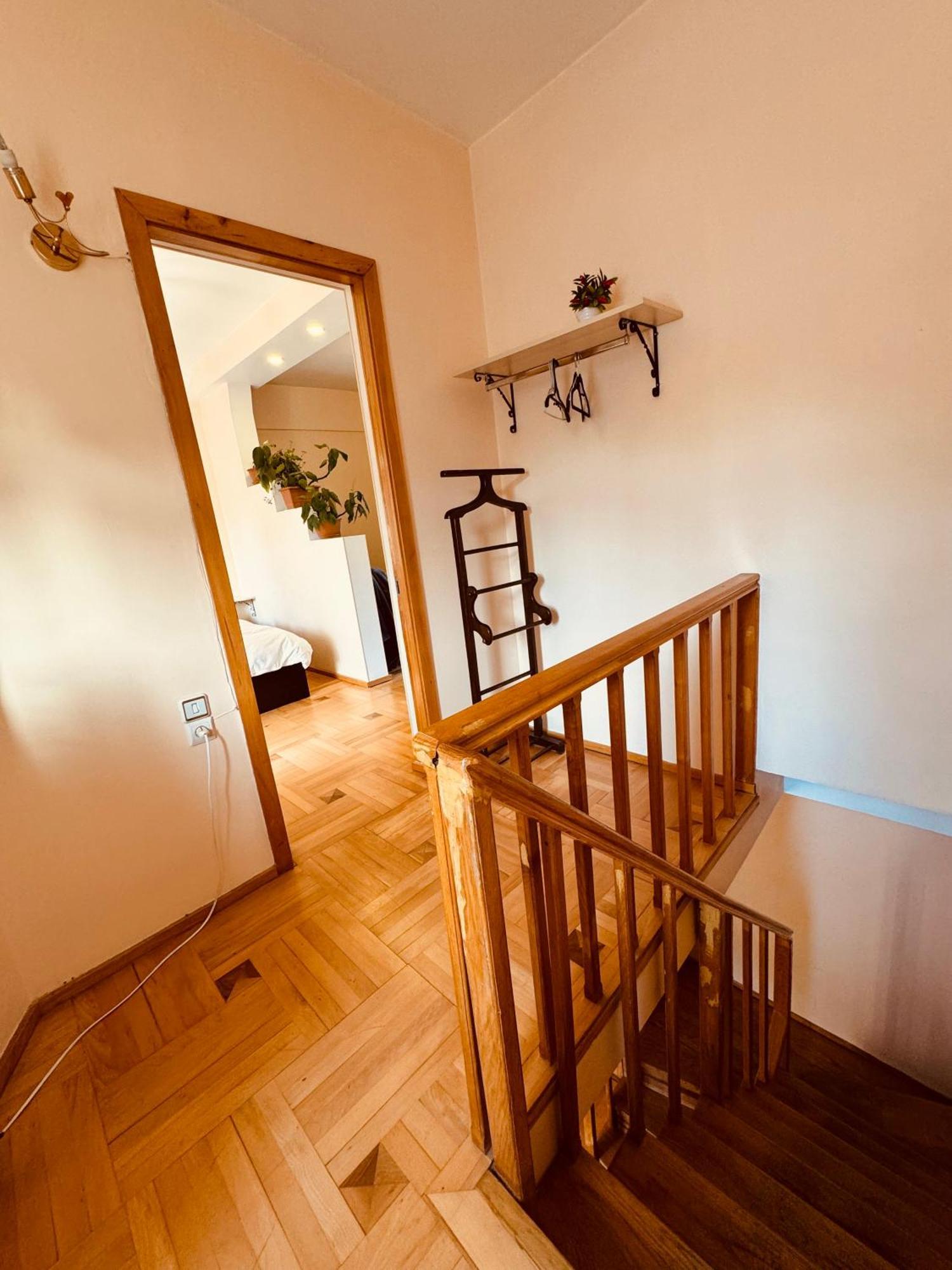 Sky Guest House Тбилиси Екстериор снимка