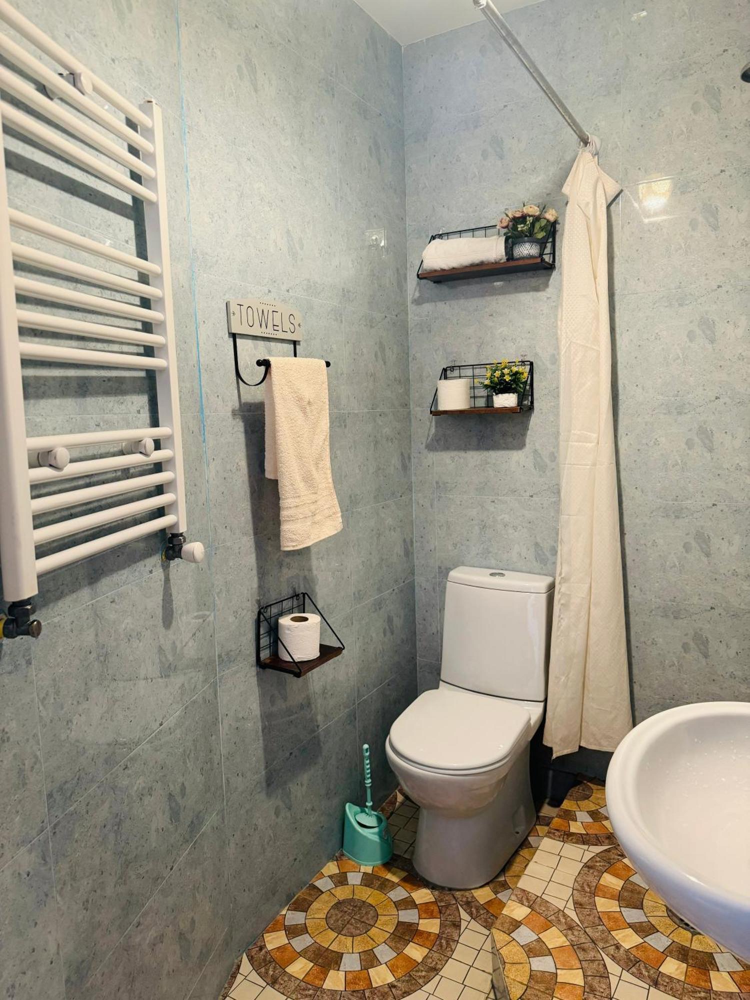 Sky Guest House Тбилиси Екстериор снимка