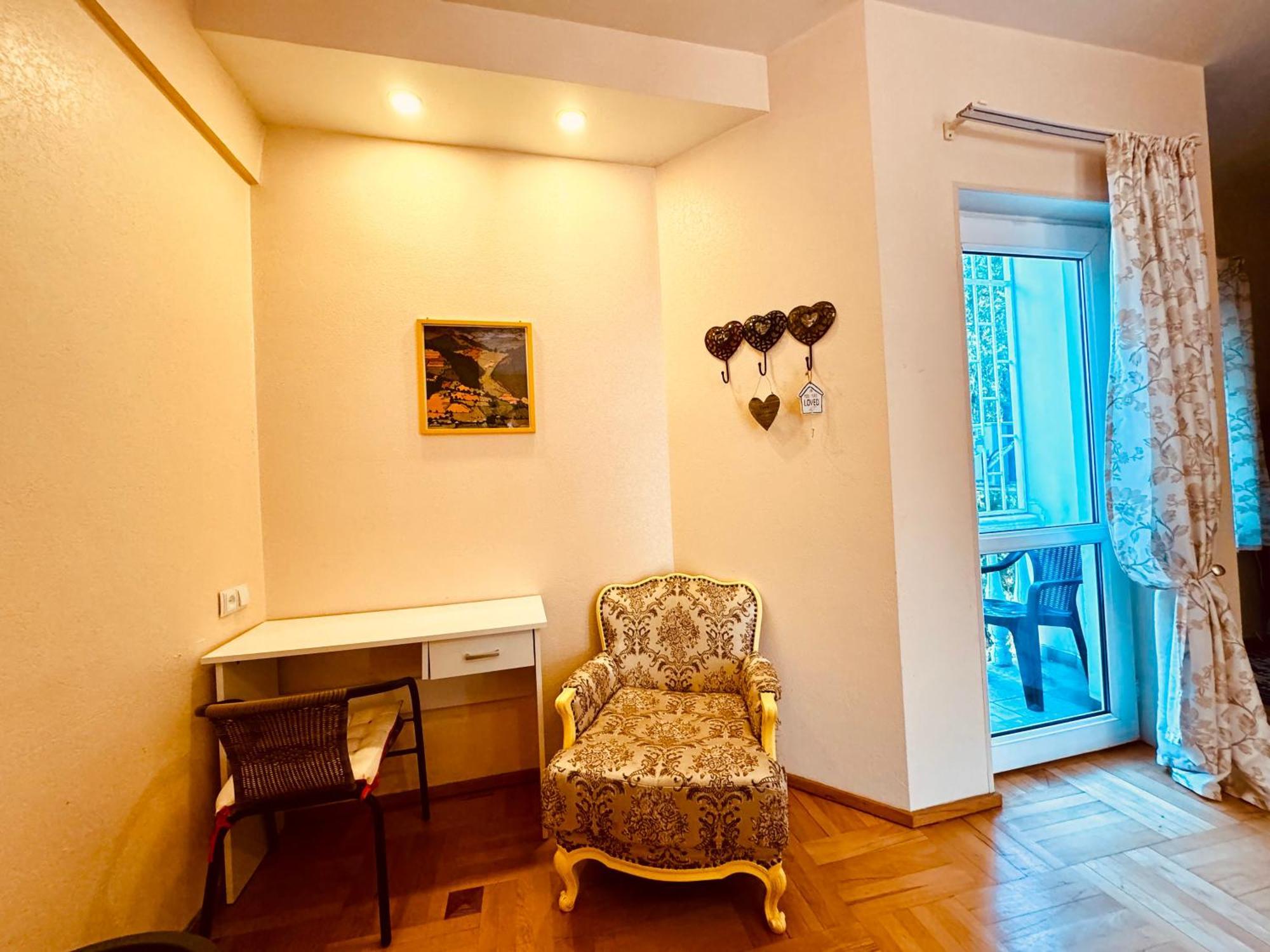 Sky Guest House Тбилиси Екстериор снимка